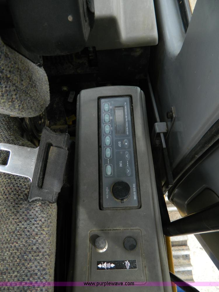 image for item AQ9481 1998 John Deere 330LC excavator