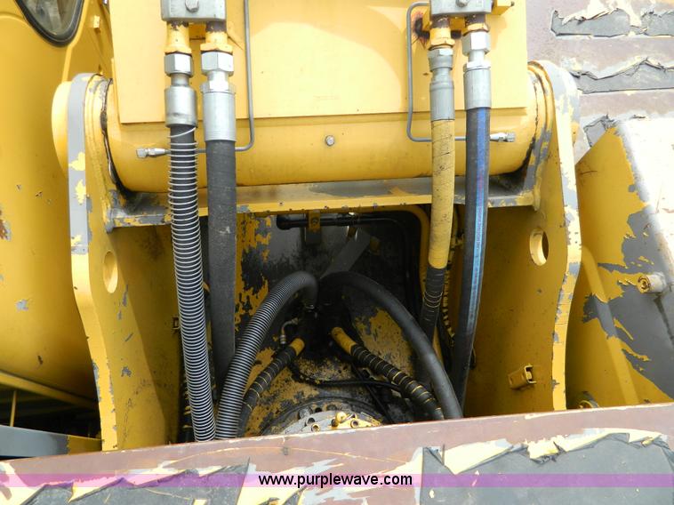 image for item AQ9481 1998 John Deere 330LC excavator