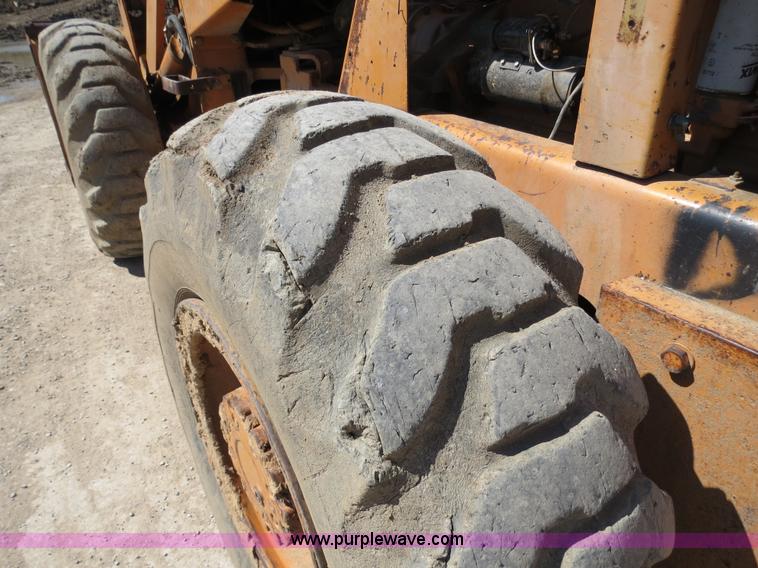 image for item B4898 Case W20 wheel loader