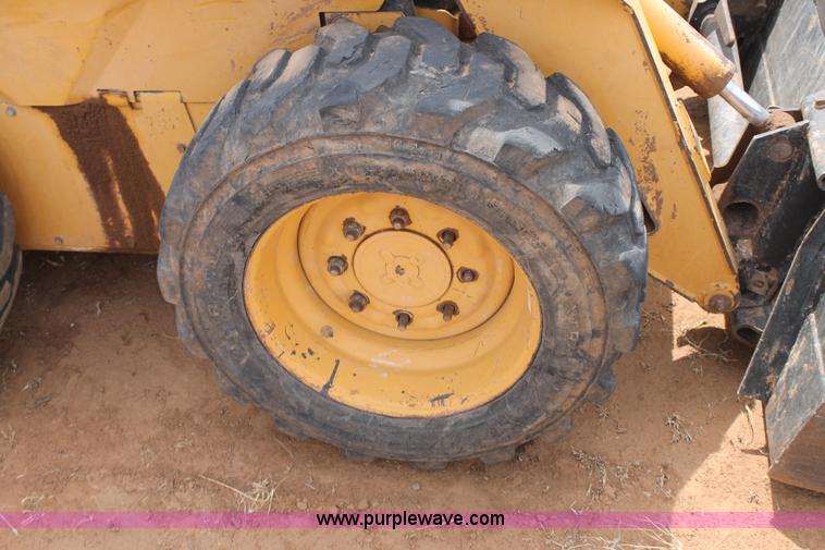 image for item C3807 John Deere 7775 skid steer