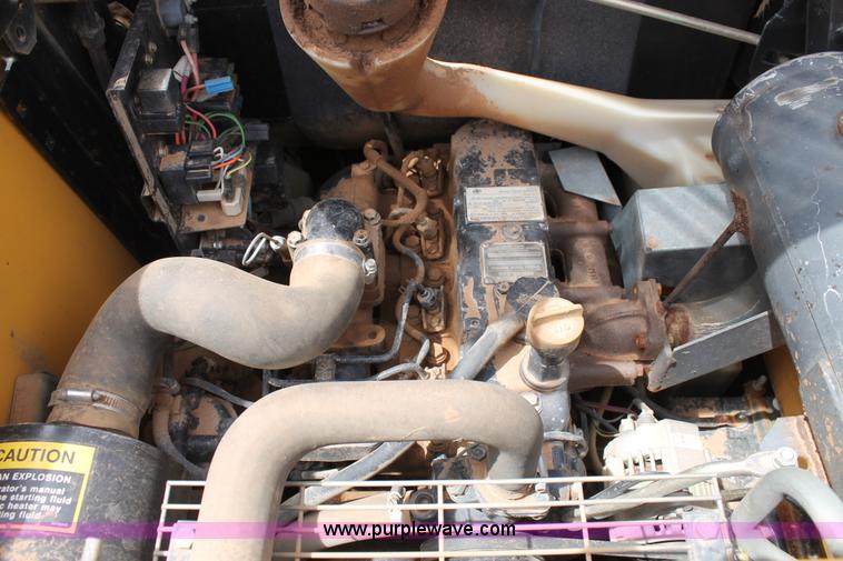 image for item C3807 John Deere 7775 skid steer