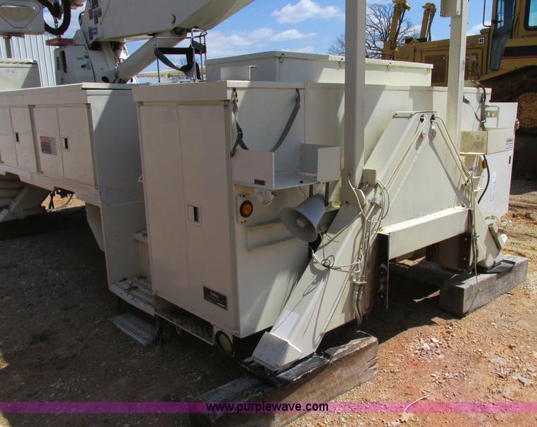 image for item D3955 Altec man lift