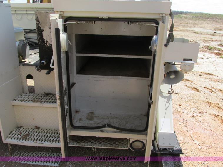 image for item D3955 Altec man lift