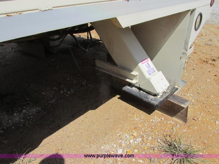 image for item D3955 Altec man lift