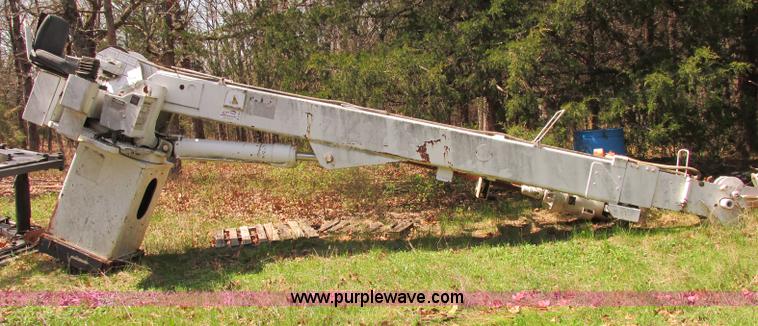 image for item D3958 2000 Teco A4H-45R-FT22-CTW0 derrick digger crane