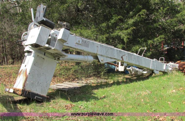 image for item D3958 2000 Teco A4H-45R-FT22-CTW0 derrick digger crane