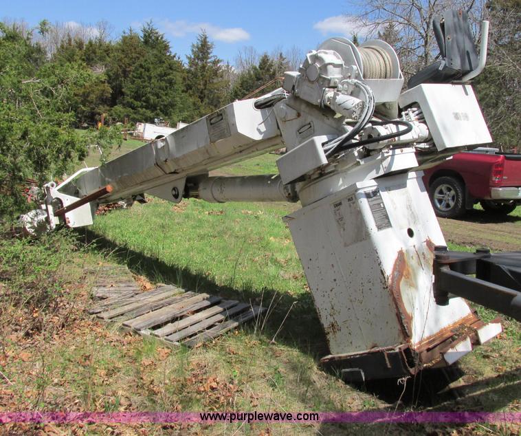 image for item D3958 2000 Teco A4H-45R-FT22-CTW0 derrick digger crane