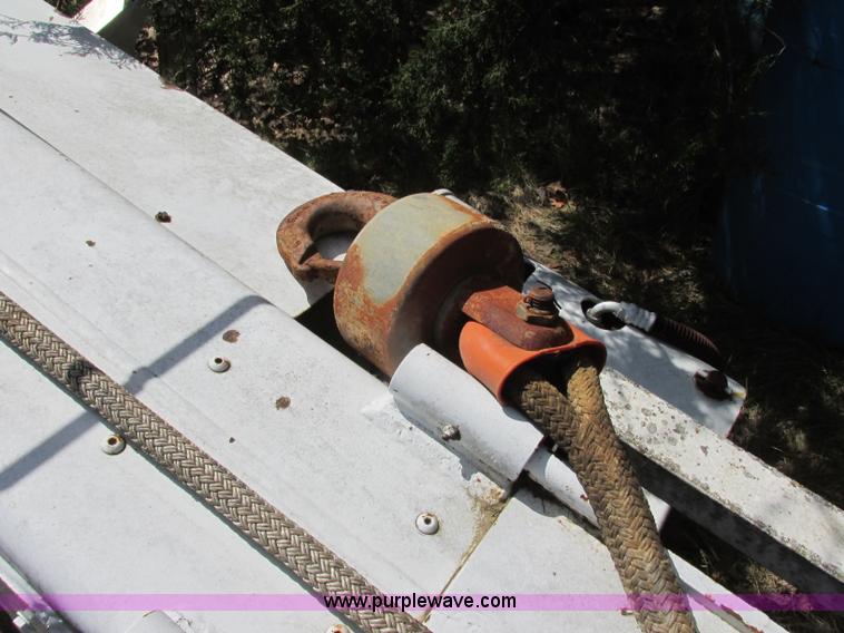 image for item D3958 2000 Teco A4H-45R-FT22-CTW0 derrick digger crane