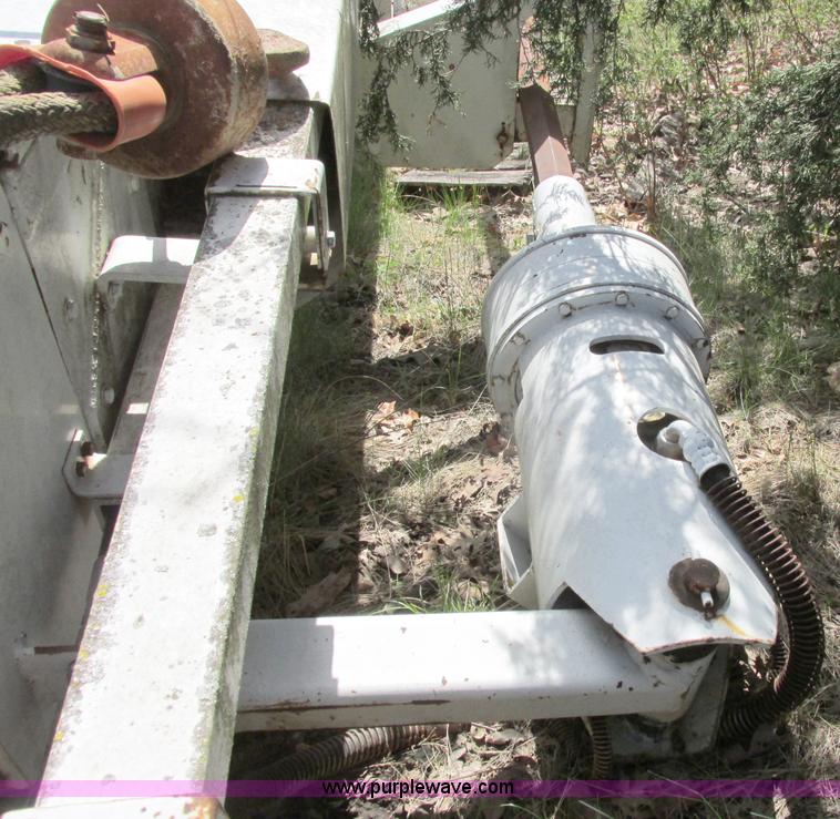 image for item D3958 2000 Teco A4H-45R-FT22-CTW0 derrick digger crane