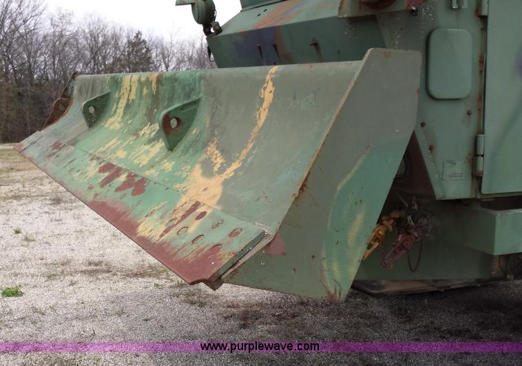 image for item D3960 American 2380 20 ton military crane