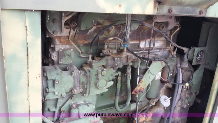 image for item D3960 American 2380 20 ton military crane