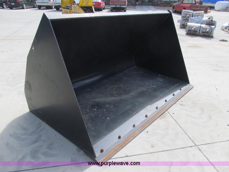 image for item E4685 Bobcat general purpose bucket