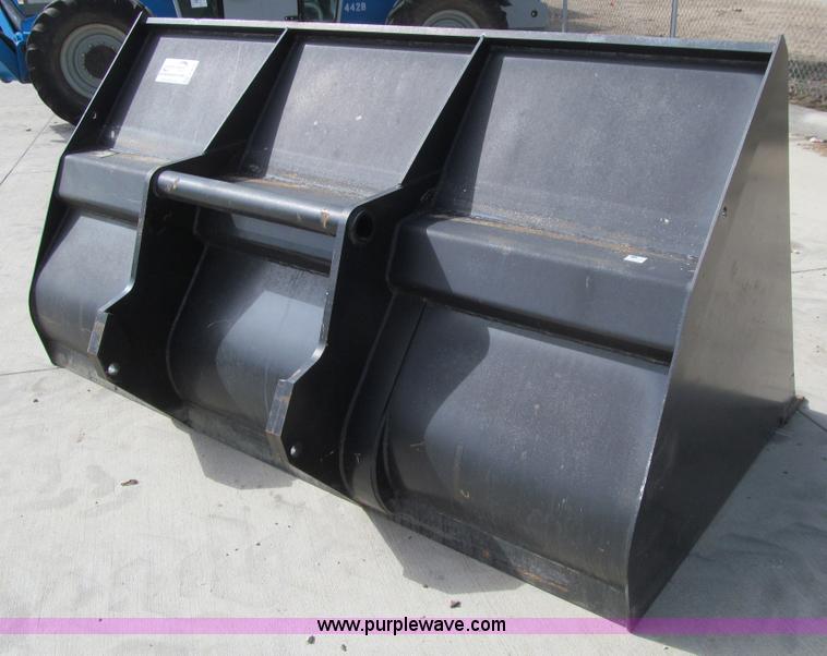 image for item E4685 Bobcat general purpose bucket