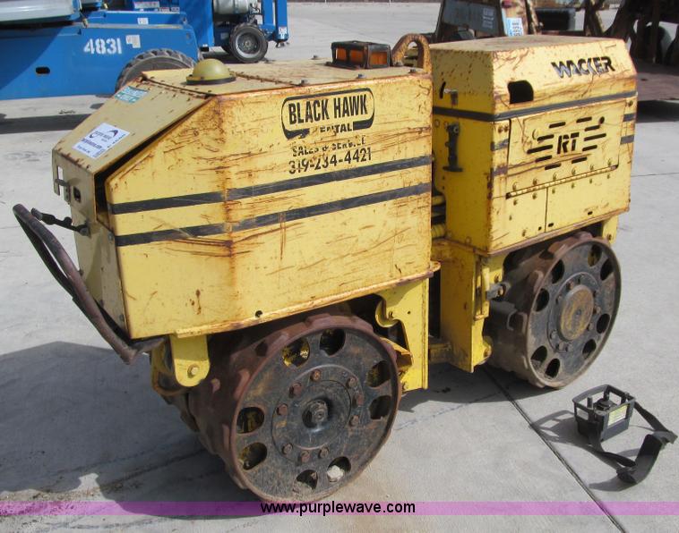 image for item E4686 Wacker R1560  padfoot compactor