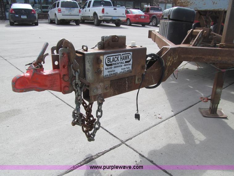 image for item E4687 2003 Bil-jax tandem axle tilt deck equipment trailer