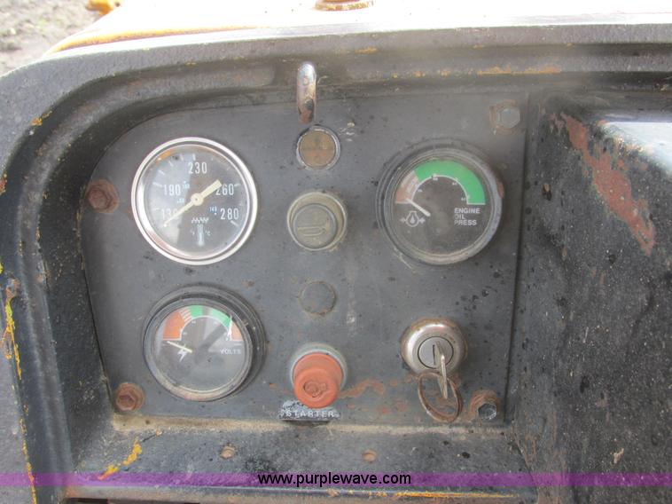 image for item E5436 John Deere 850E dozer