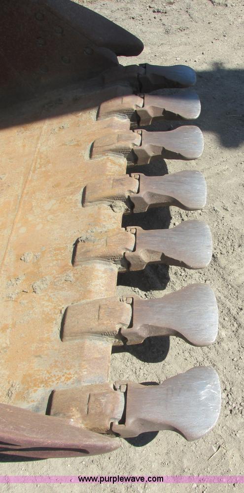 image for item E5453 2003 Hyundai Robex 450LC-3 excavator