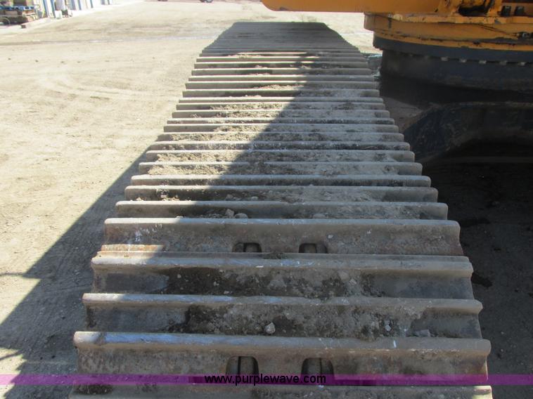 image for item E5453 2003 Hyundai Robex 450LC-3 excavator