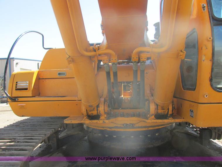 image for item E5453 2003 Hyundai Robex 450LC-3 excavator