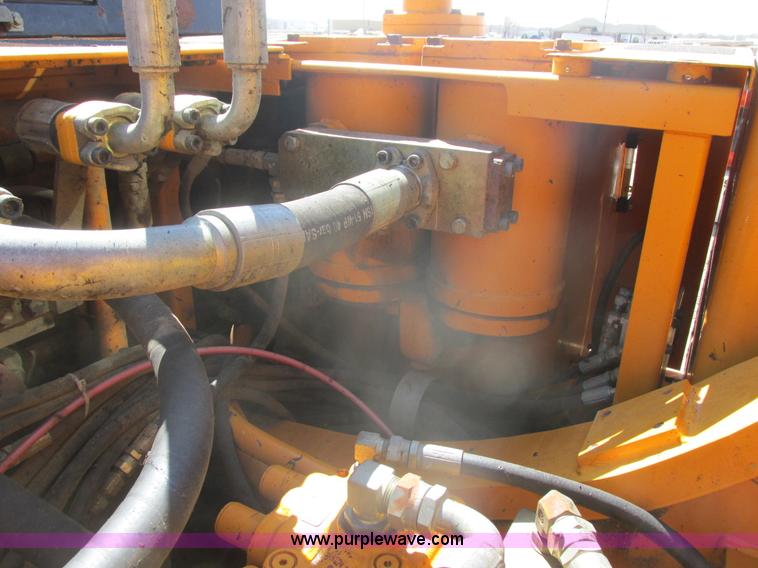 image for item E5453 2003 Hyundai Robex 450LC-3 excavator
