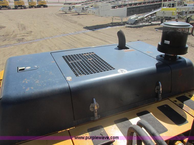 image for item E5453 2003 Hyundai Robex 450LC-3 excavator