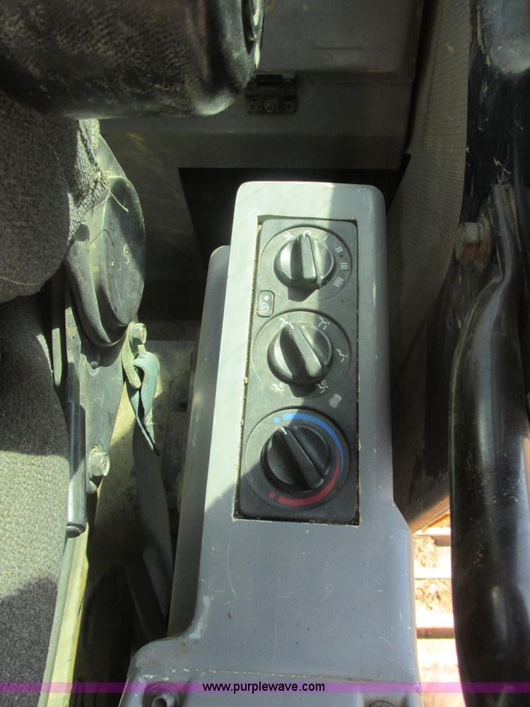 image for item E5453 2003 Hyundai Robex 450LC-3 excavator