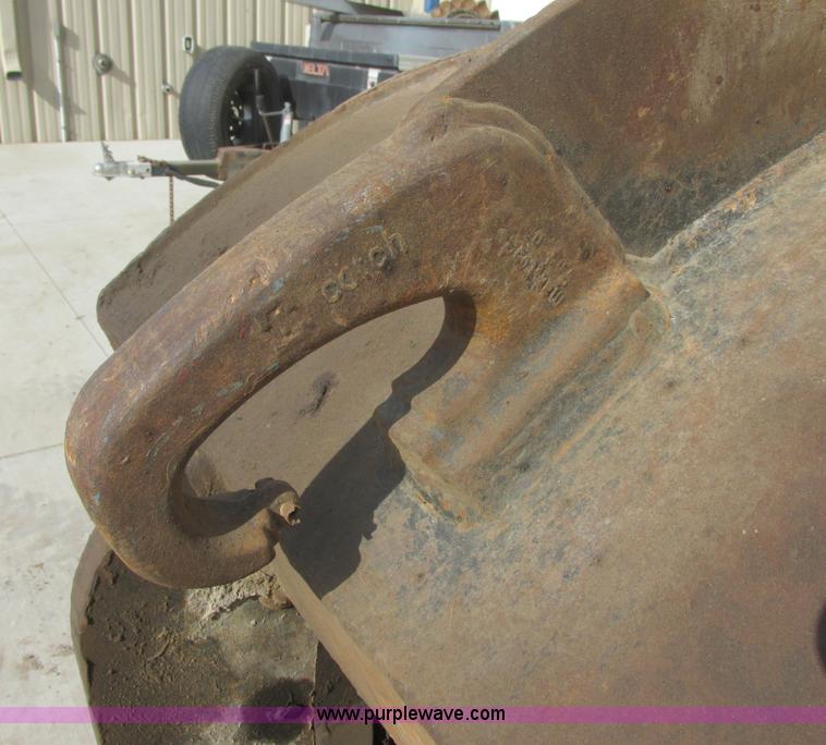 image for item E5455 EBI sand bucket