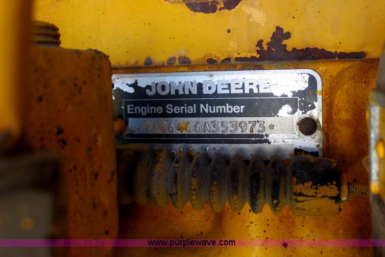 image for item F6870 1989 John Deere 772BH motor grader