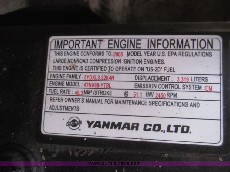 image for item F7349 2005 Takeuchi TL130 skid steer