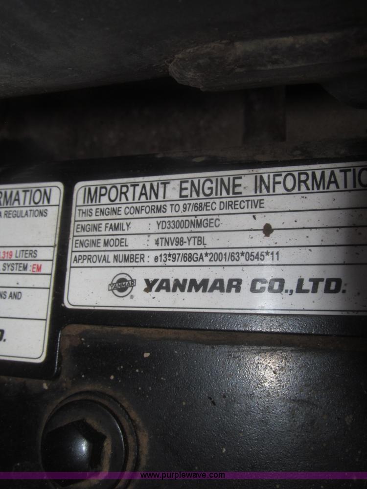 image for item F7349 2005 Takeuchi TL130 skid steer