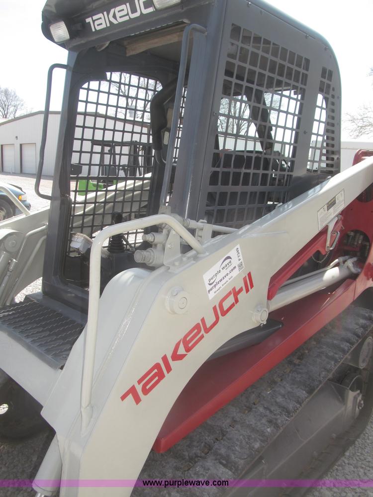 image for item F7349 2005 Takeuchi TL130 skid steer