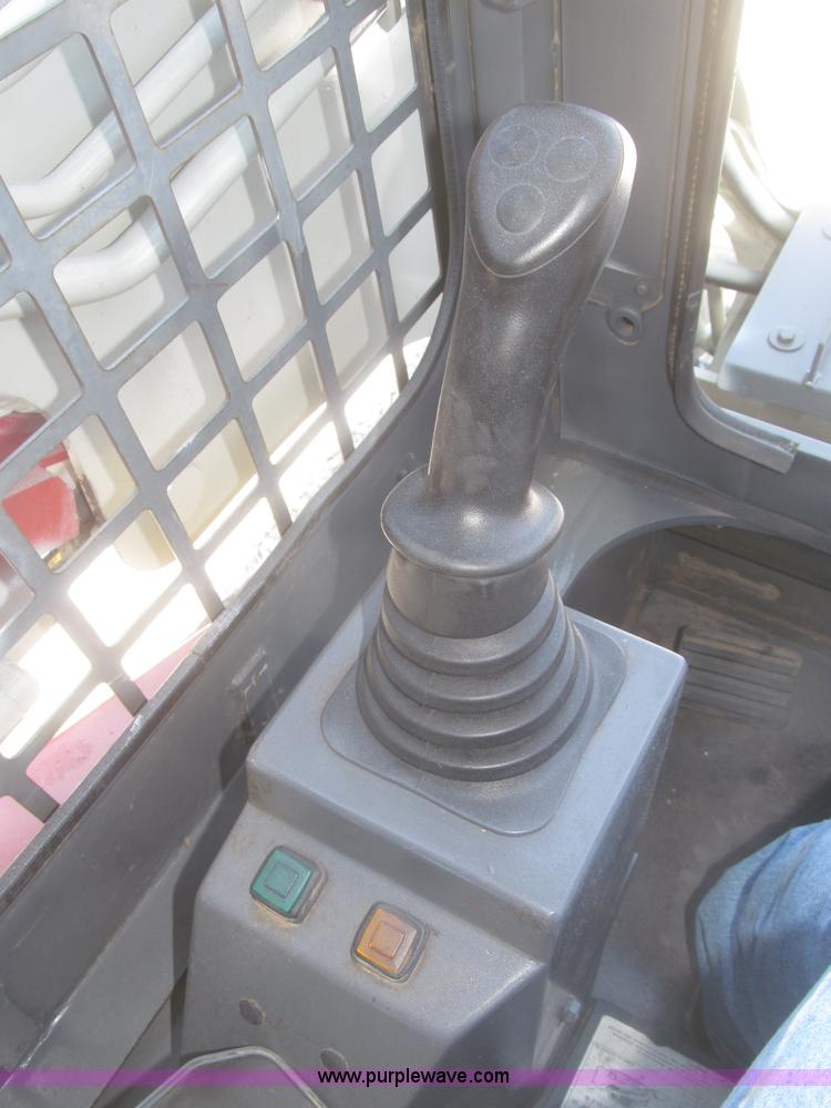 image for item F7349 2005 Takeuchi TL130 skid steer