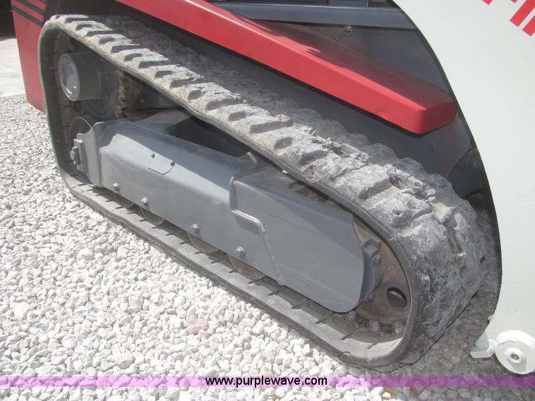 image for item F7349 2005 Takeuchi TL130 skid steer