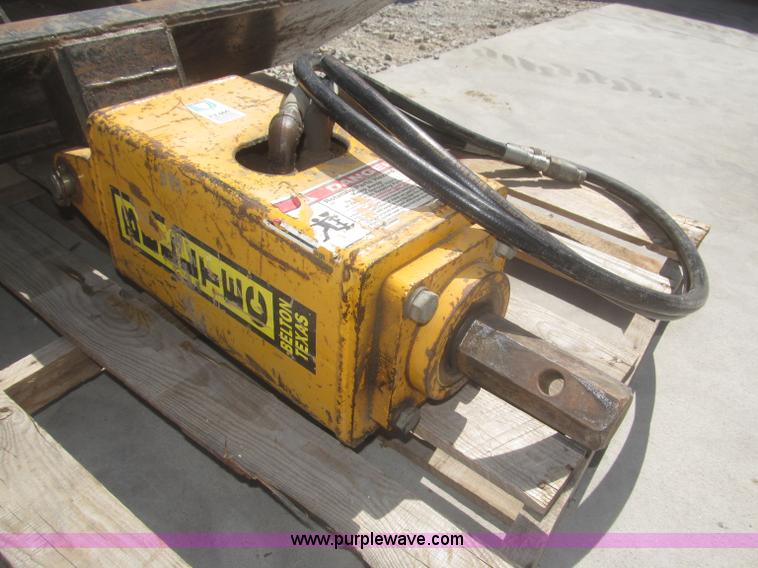 image for item F7350 Belltec 18" auger