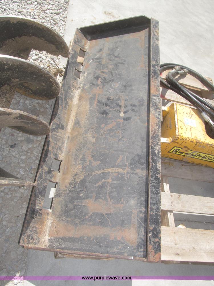 image for item F7350 Belltec 18" auger