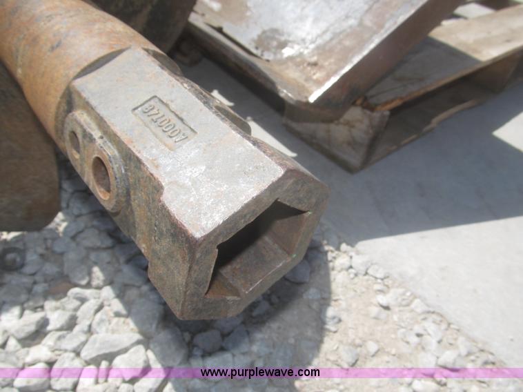 image for item F7350 Belltec 18" auger