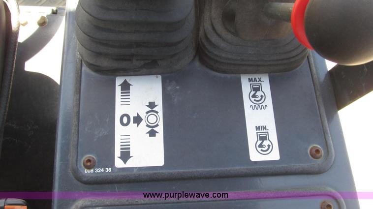 image for item G2349 2005 Hypac C-840-C vibratory articulated single drum roller