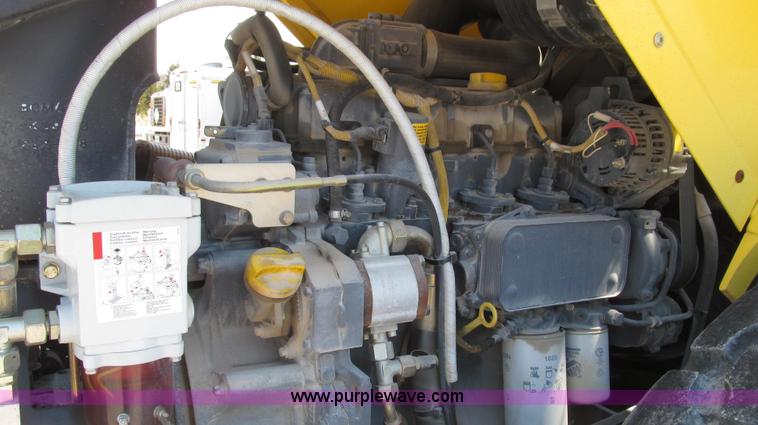 image for item G2349 2005 Hypac C-840-C vibratory articulated single drum roller