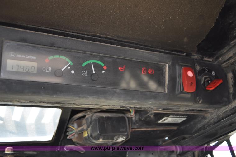 image for item G6452 2009 John Deere CT322 skid steer