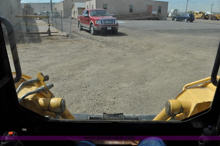 image for item G6452 2009 John Deere CT322 skid steer