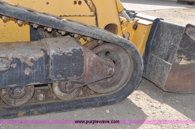 image for item G6452 2009 John Deere CT322 skid steer