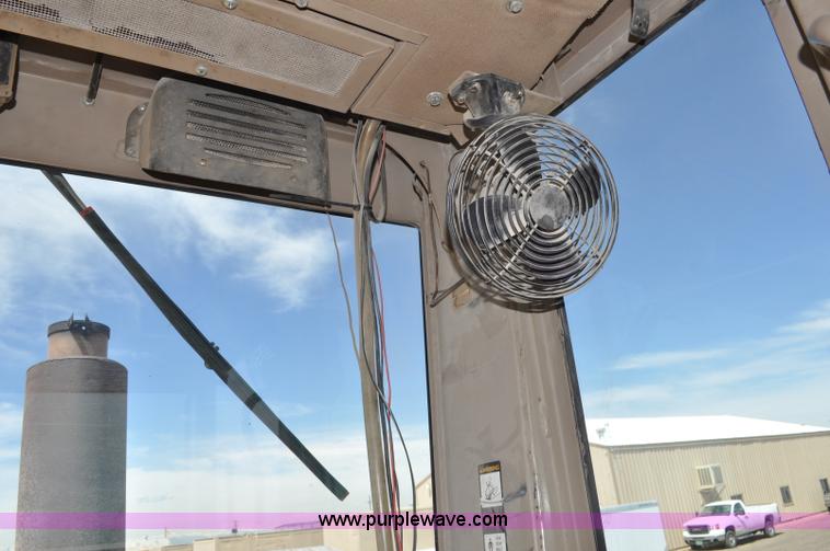 image for item G6455 1989 John Deere 772BH motor grader