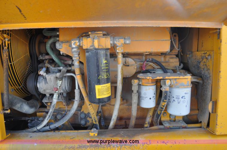 image for item G6455 1989 John Deere 772BH motor grader