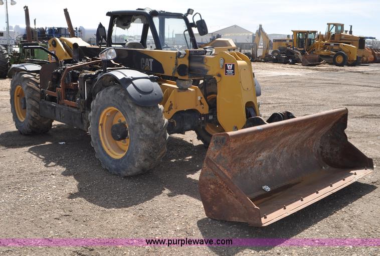 image for item G6458 2007 Caterpillar TH330B telehandler