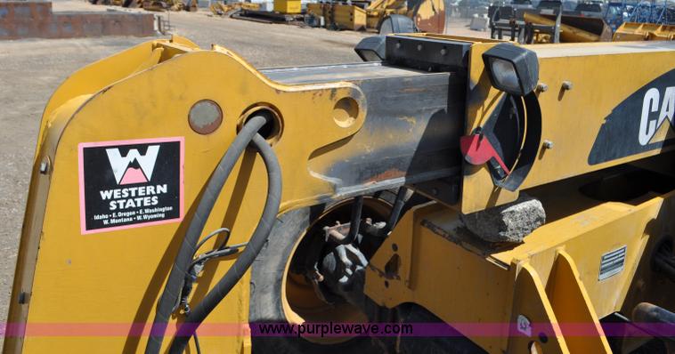 image for item G6458 2007 Caterpillar TH330B telehandler