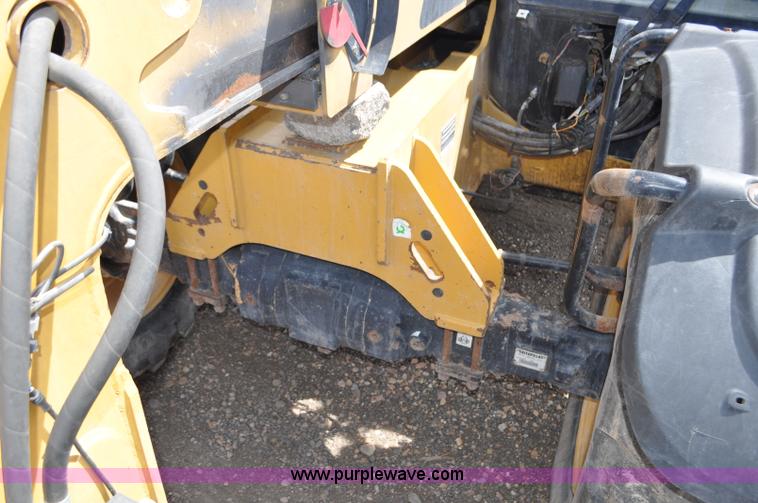 image for item G6458 2007 Caterpillar TH330B telehandler