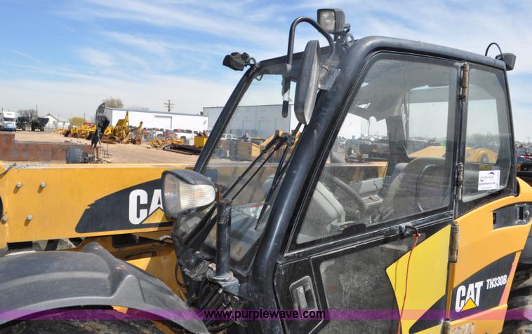 image for item G6458 2007 Caterpillar TH330B telehandler