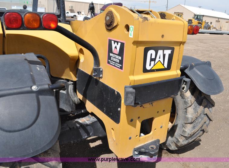 image for item G6458 2007 Caterpillar TH330B telehandler