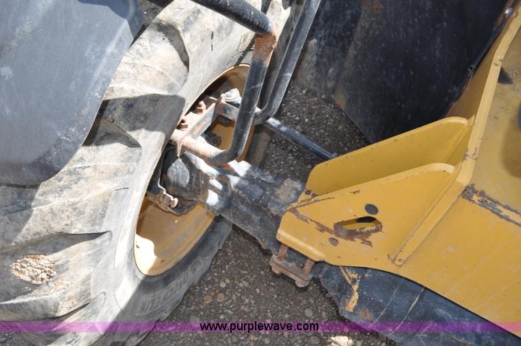 image for item G6458 2007 Caterpillar TH330B telehandler