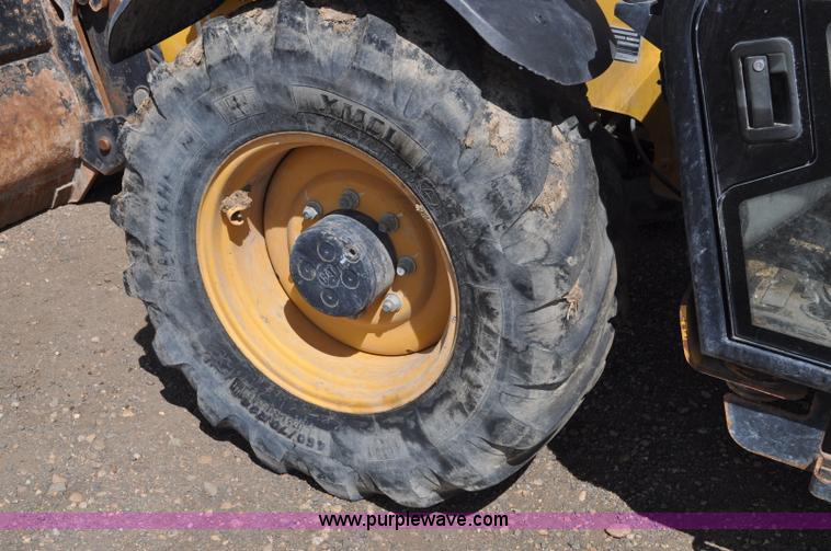 image for item G6458 2007 Caterpillar TH330B telehandler